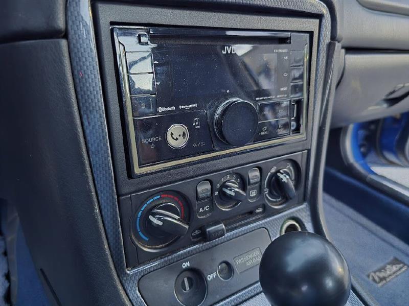 Mazda MX-5 Miata  1999