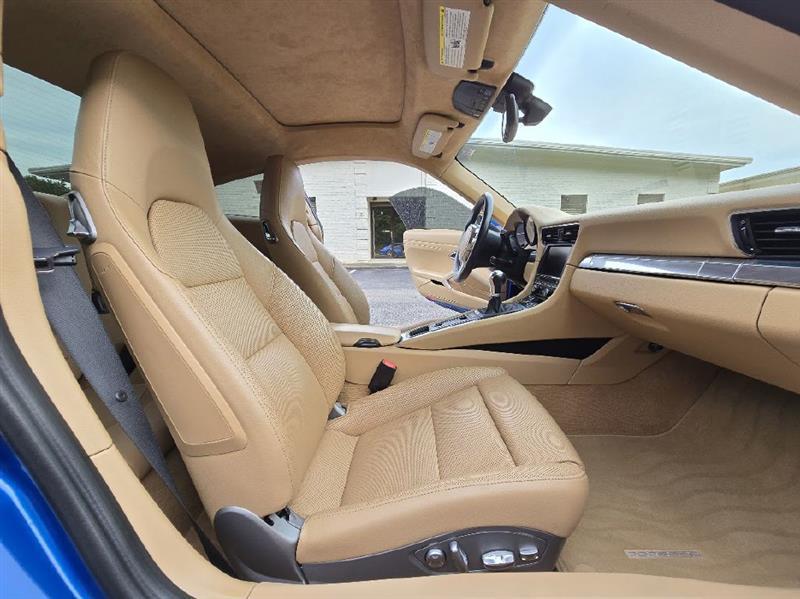 Porsche 911 Carrera Coupe 2014