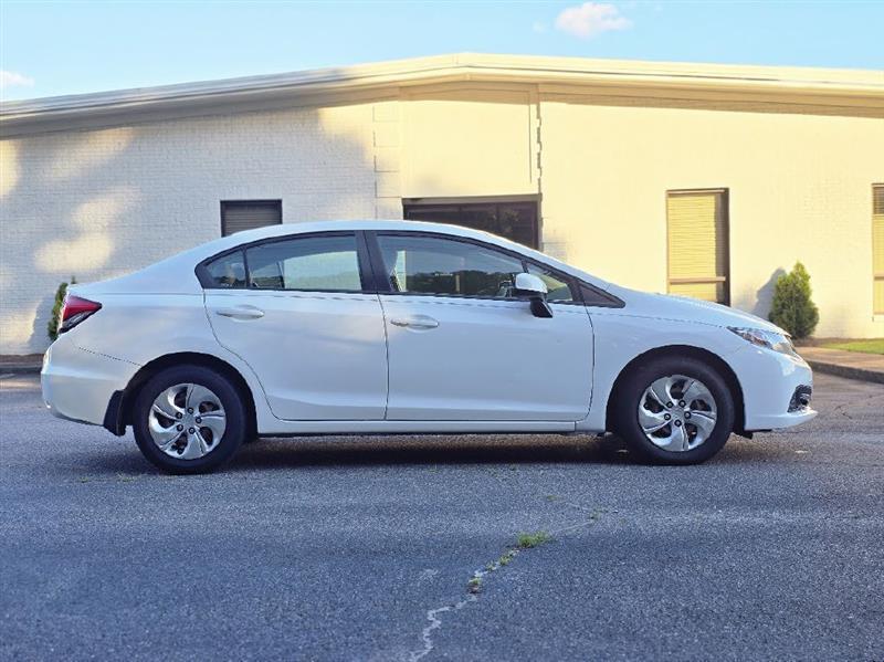 Honda Civic LX Sedan 5-Speed AT 2013