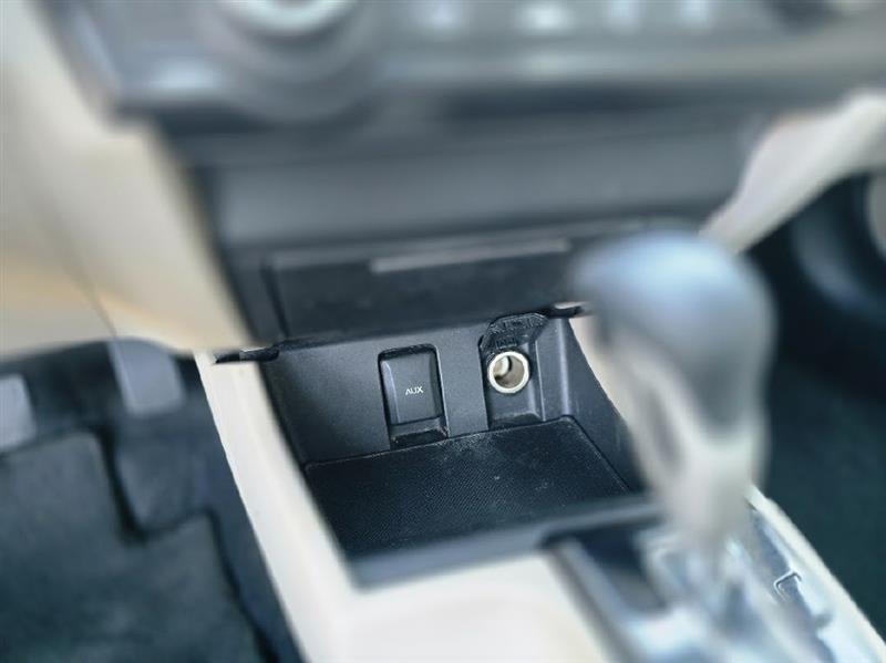 Honda Civic LX Sedan 5-Speed AT 2013