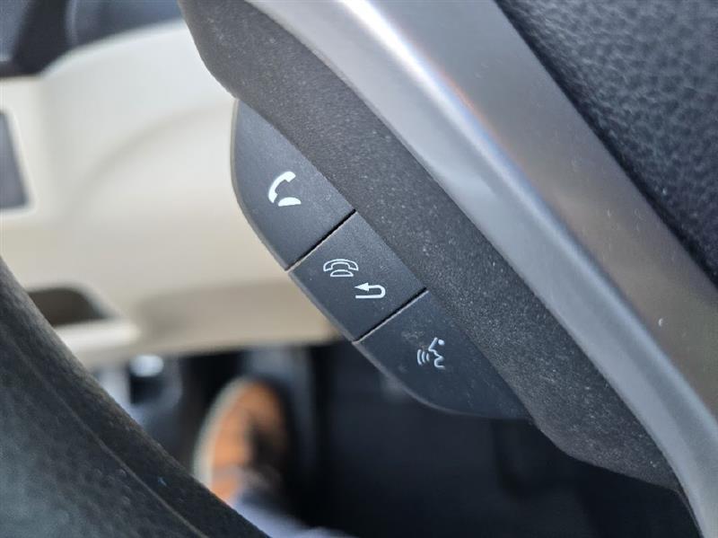 Honda Civic LX Sedan 5-Speed AT 2013