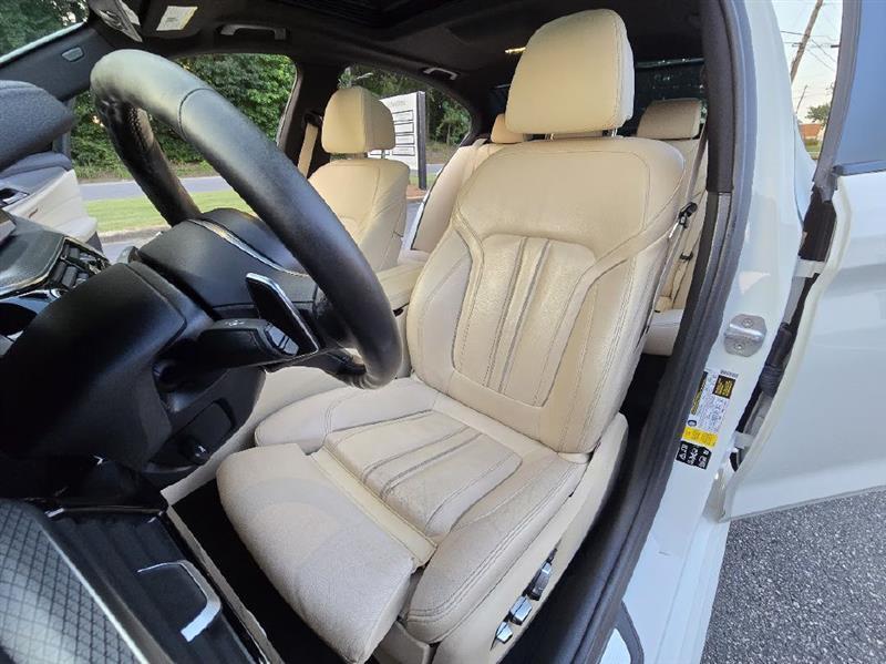 BMW 5-Series M550i xDrive 2018