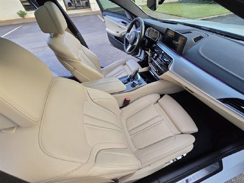 BMW 5-Series M550i xDrive 2018