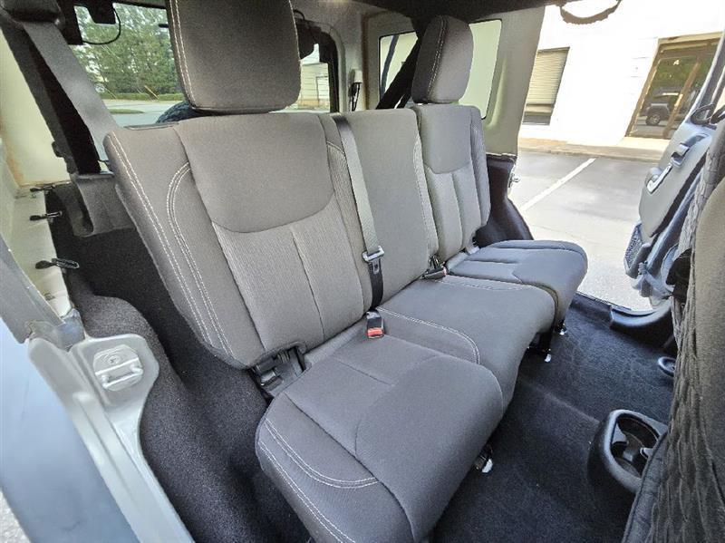Jeep Wrangler Unlimited Rubicon 4WD 2016