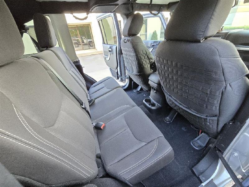 Jeep Wrangler Unlimited Rubicon 4WD 2016