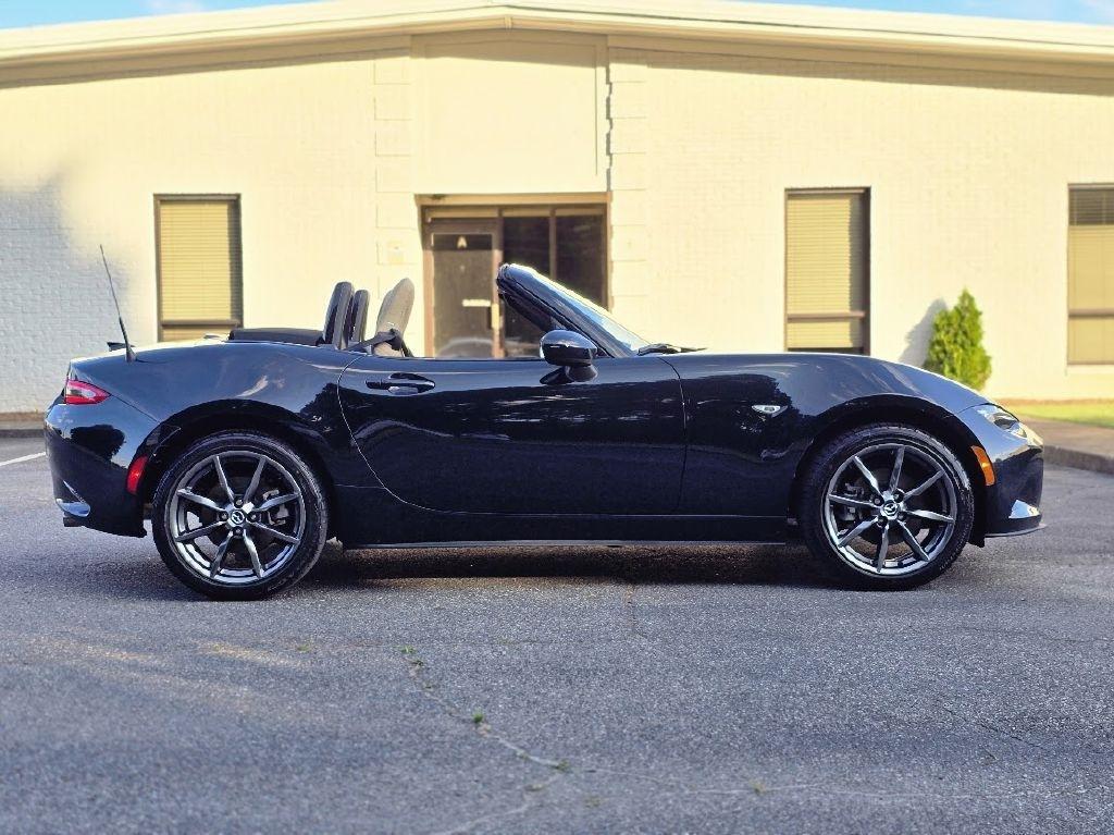 Mazda MX-5 Miata Grand Touring 6AT 2016