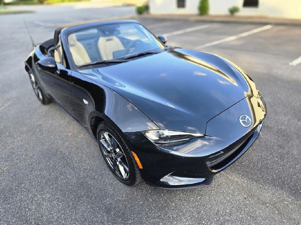 Mazda MX-5 Miata Grand Touring 6AT 2016