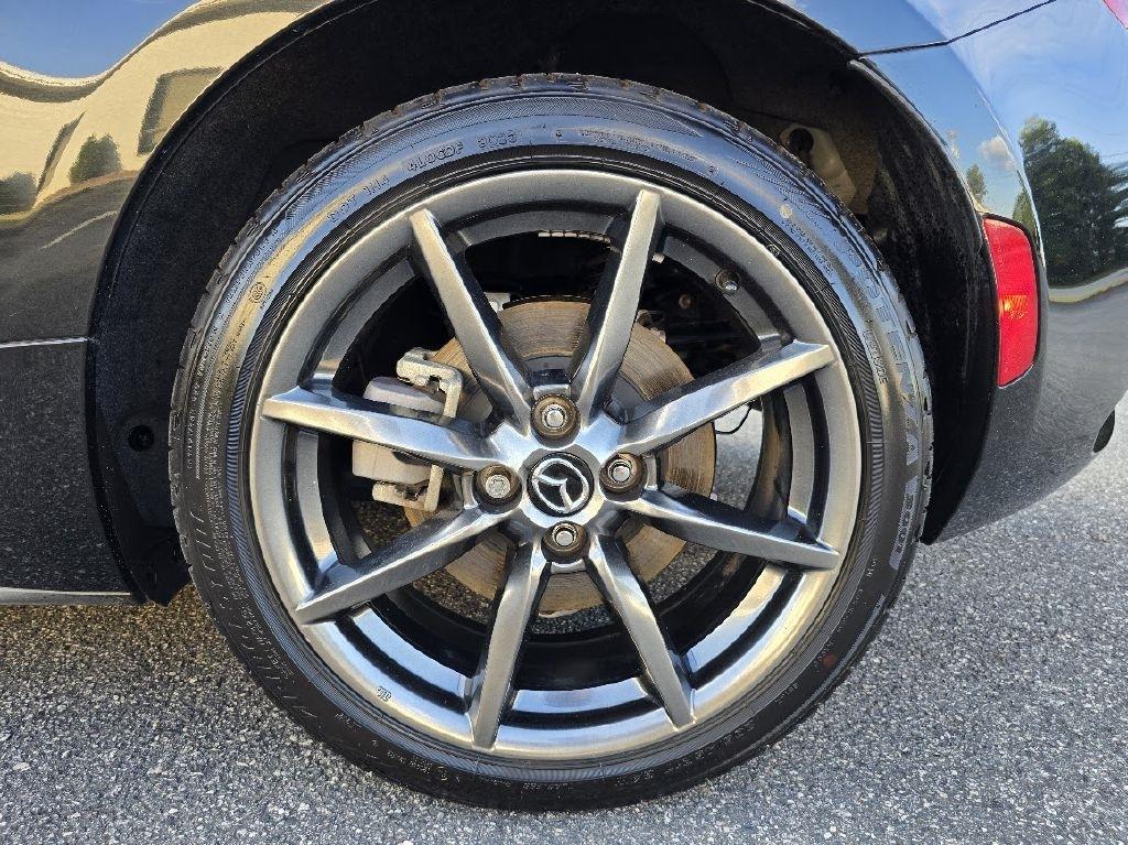 Mazda MX-5 Miata Grand Touring 6AT 2016