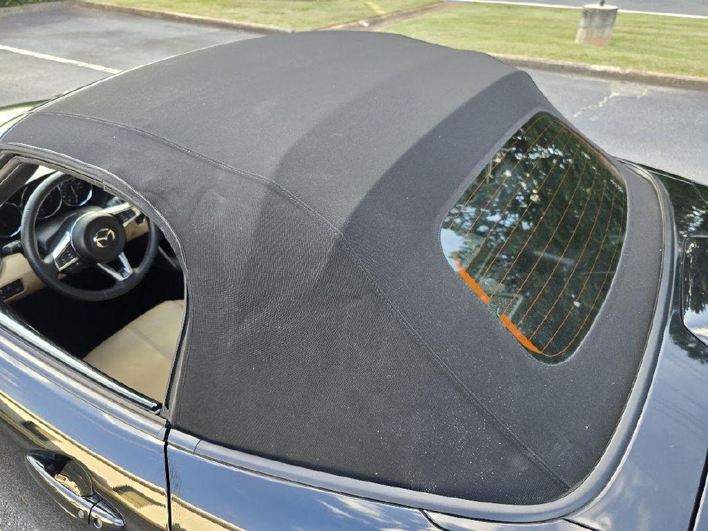 Mazda MX-5 Miata Grand Touring 6AT 2016