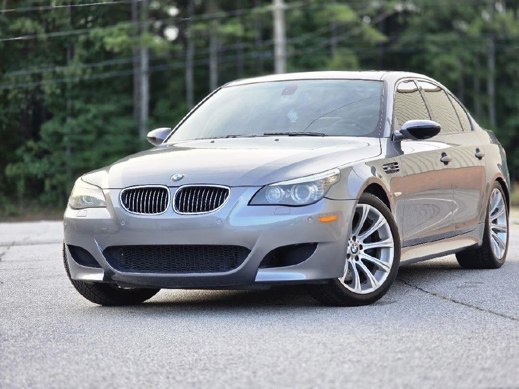 BMW M5 Sedan 2008