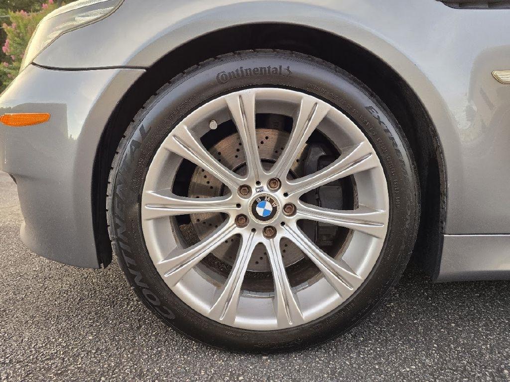 BMW M5 Sedan 2008