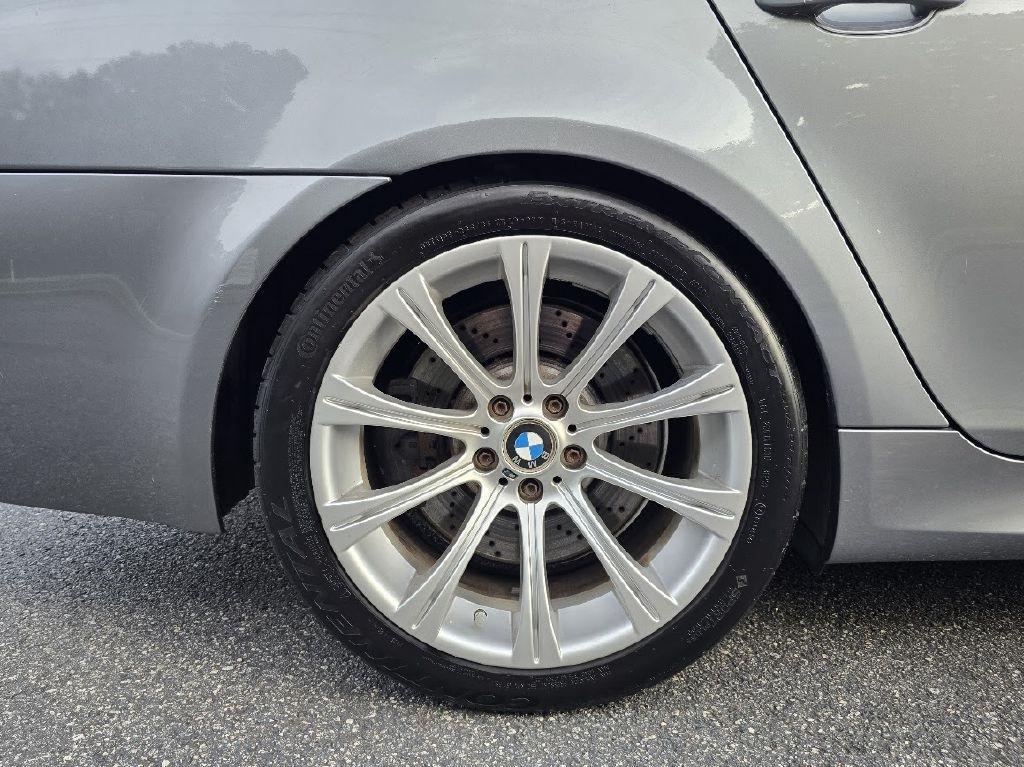 BMW M5 Sedan 2008
