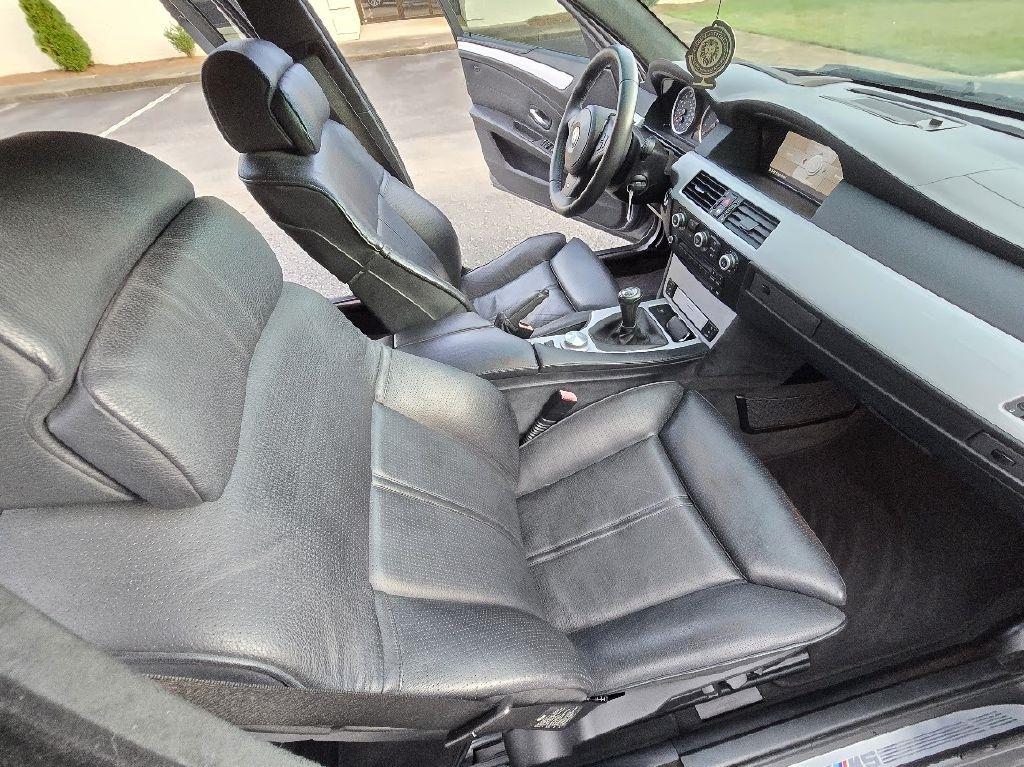 BMW M5 Sedan 2008