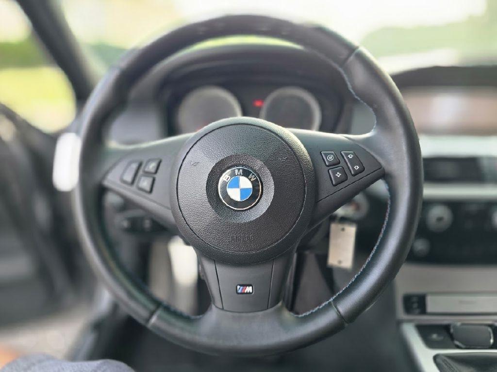 BMW M5 Sedan 2008