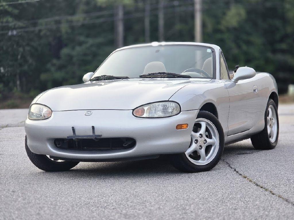 Mazda MX-5 Miata Base 1999