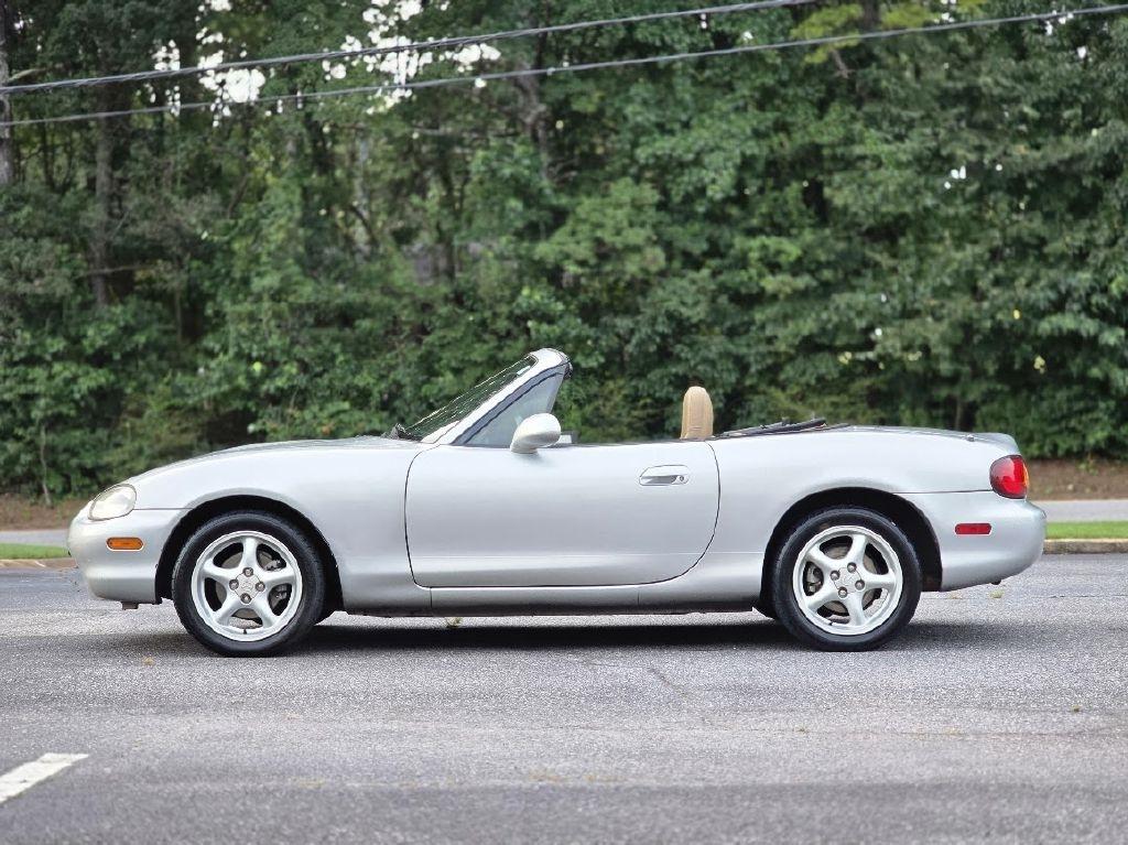 Mazda MX-5 Miata Base 1999