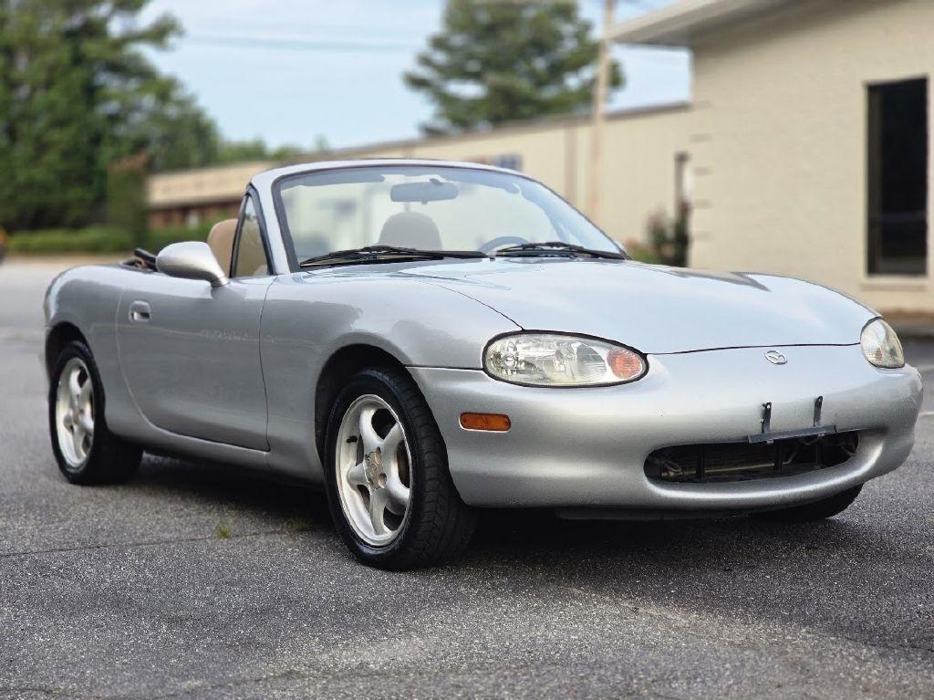 Mazda MX-5 Miata Base 1999