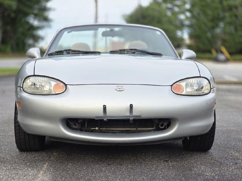Mazda MX-5 Miata Base 1999