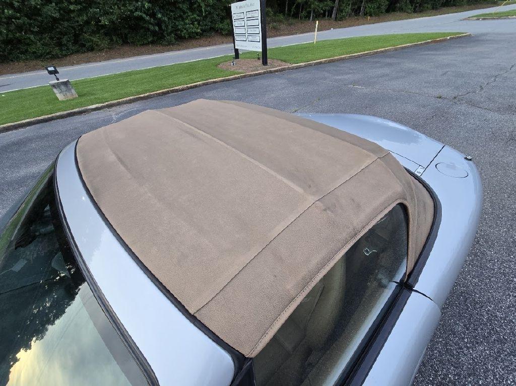 Mazda MX-5 Miata Base 1999