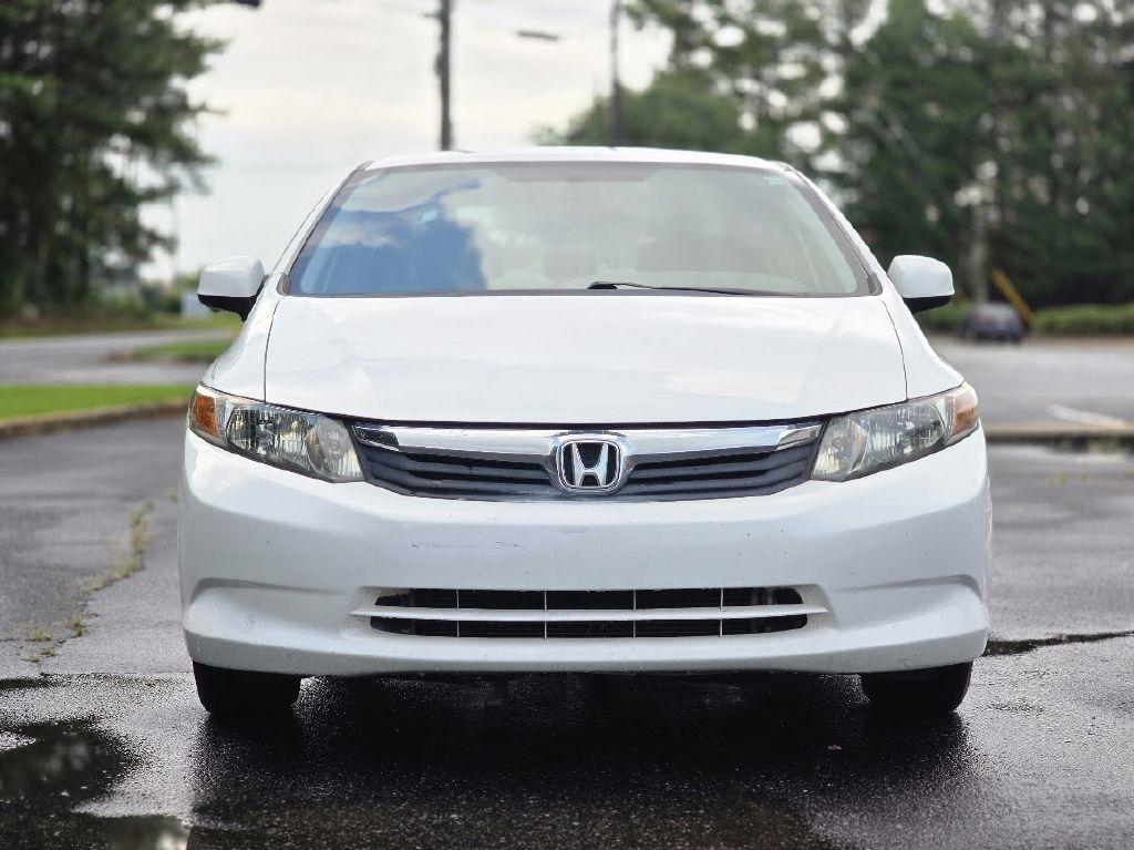 Honda Civic LX Sedan 5-Speed AT 2012
