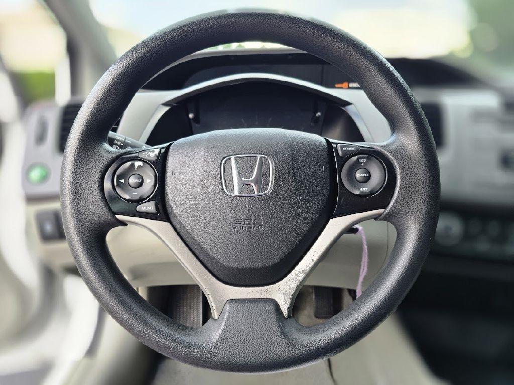 Honda Civic LX Sedan 5-Speed AT 2012