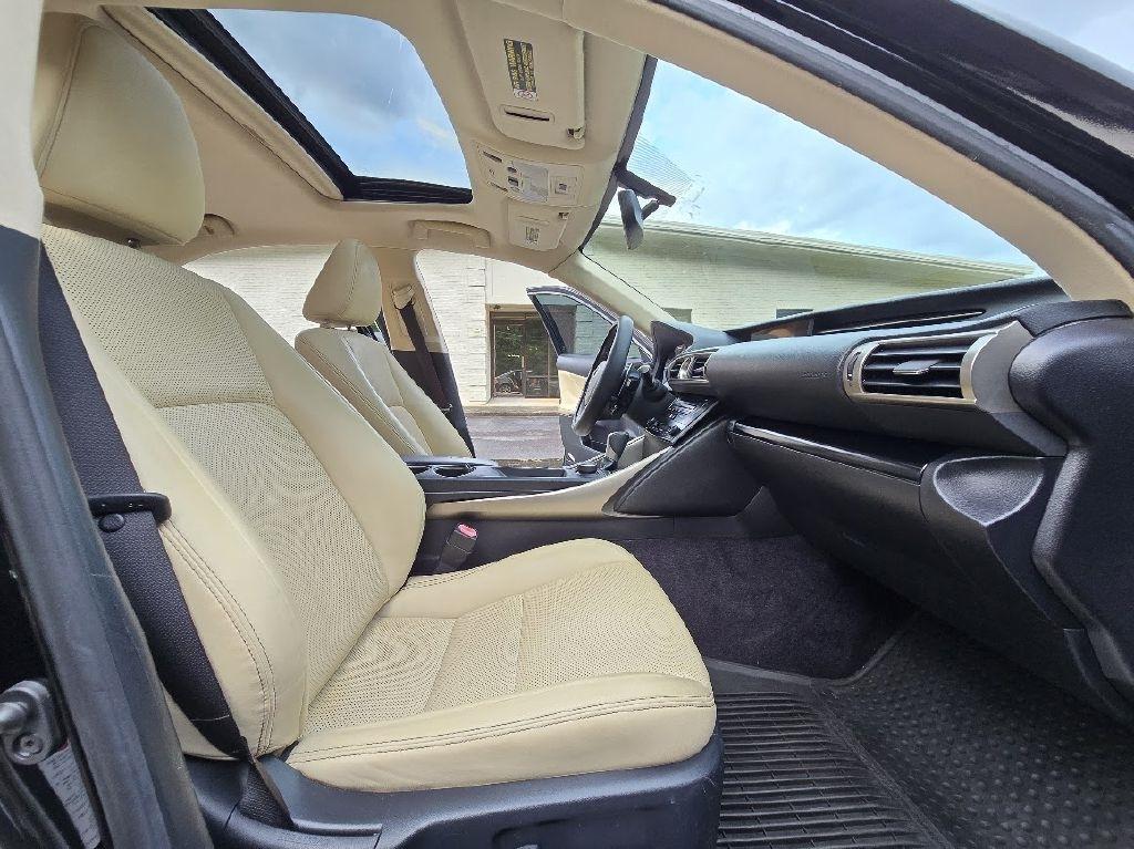 Lexus IS 250 RWD 2014