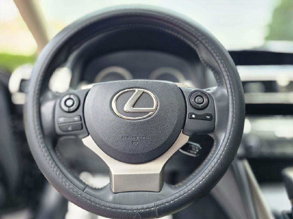 Lexus IS 250 RWD 2014
