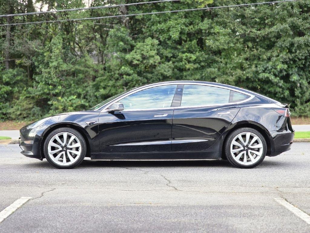 Tesla Model 3 Base 2018