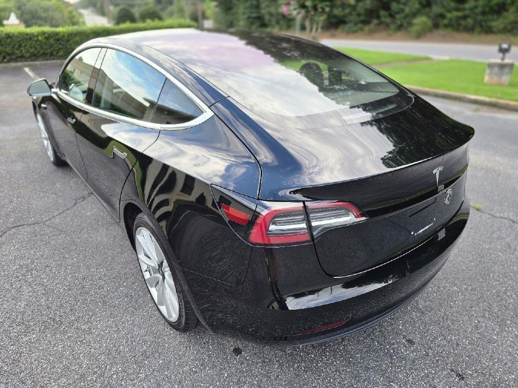 Tesla Model 3 Base 2018