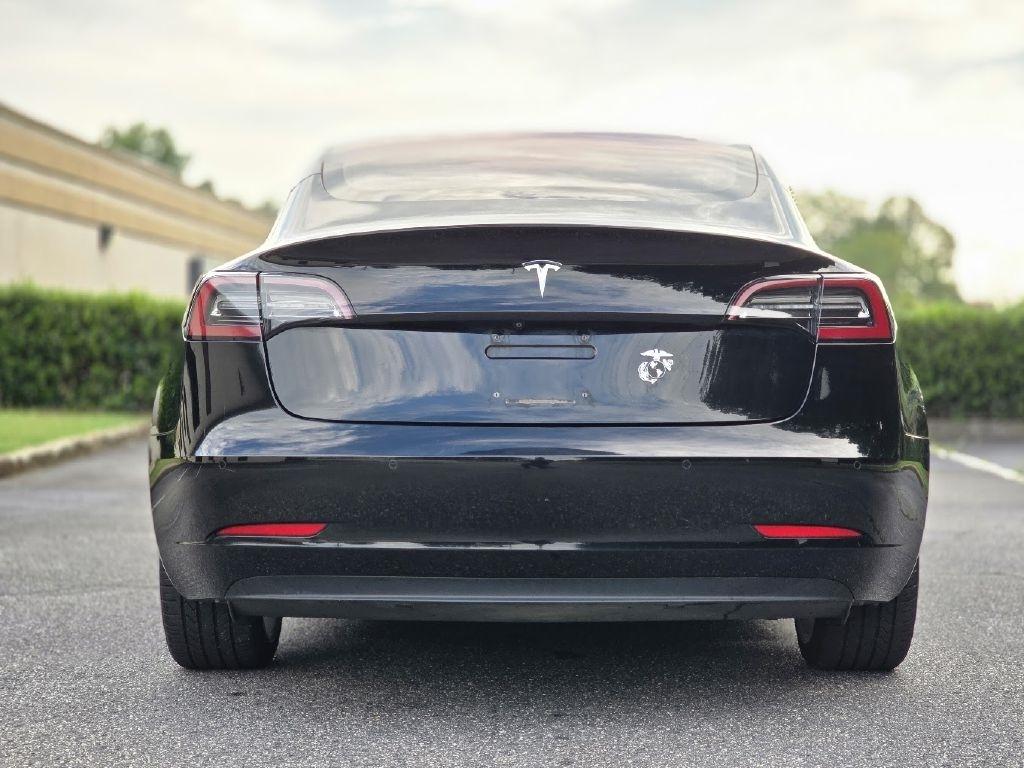 Tesla Model 3 Base 2018
