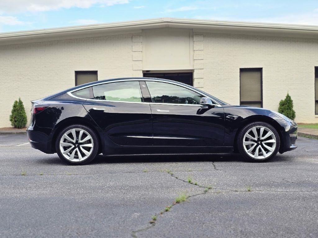 Tesla Model 3 Base 2018