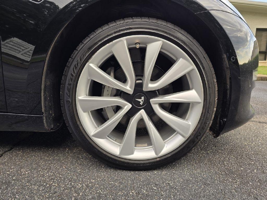 Tesla Model 3 Base 2018