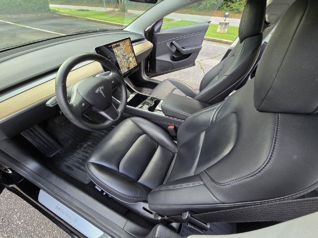Tesla Model 3 Base 2018