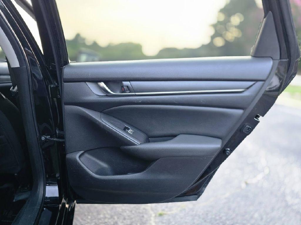 Honda Accord LX CVT 2019