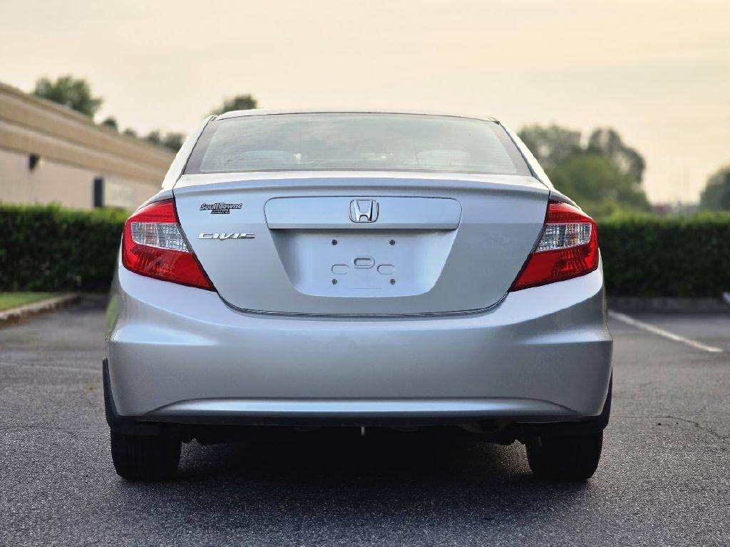 Honda Civic EX Sedan 5-Speed AT 2012