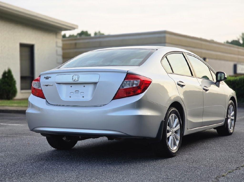 Honda Civic EX Sedan 5-Speed AT 2012