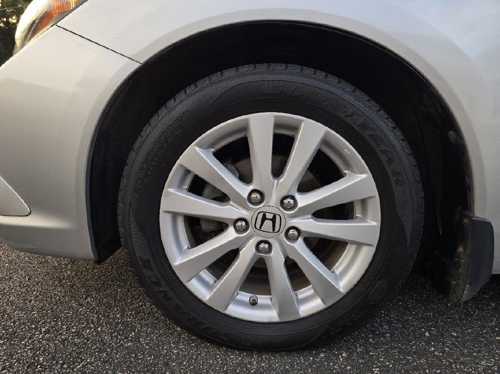 Honda Civic EX Sedan 5-Speed AT 2012