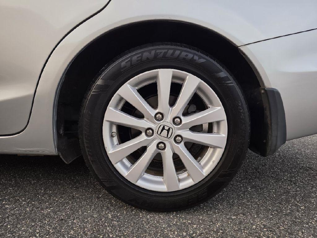 Honda Civic EX Sedan 5-Speed AT 2012