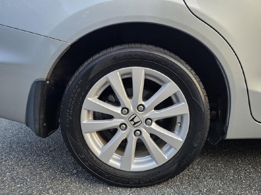 Honda Civic EX Sedan 5-Speed AT 2012