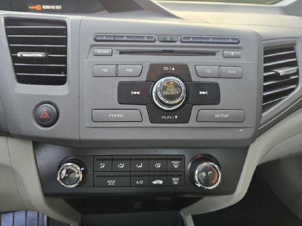 Honda Civic EX Sedan 5-Speed AT 2012