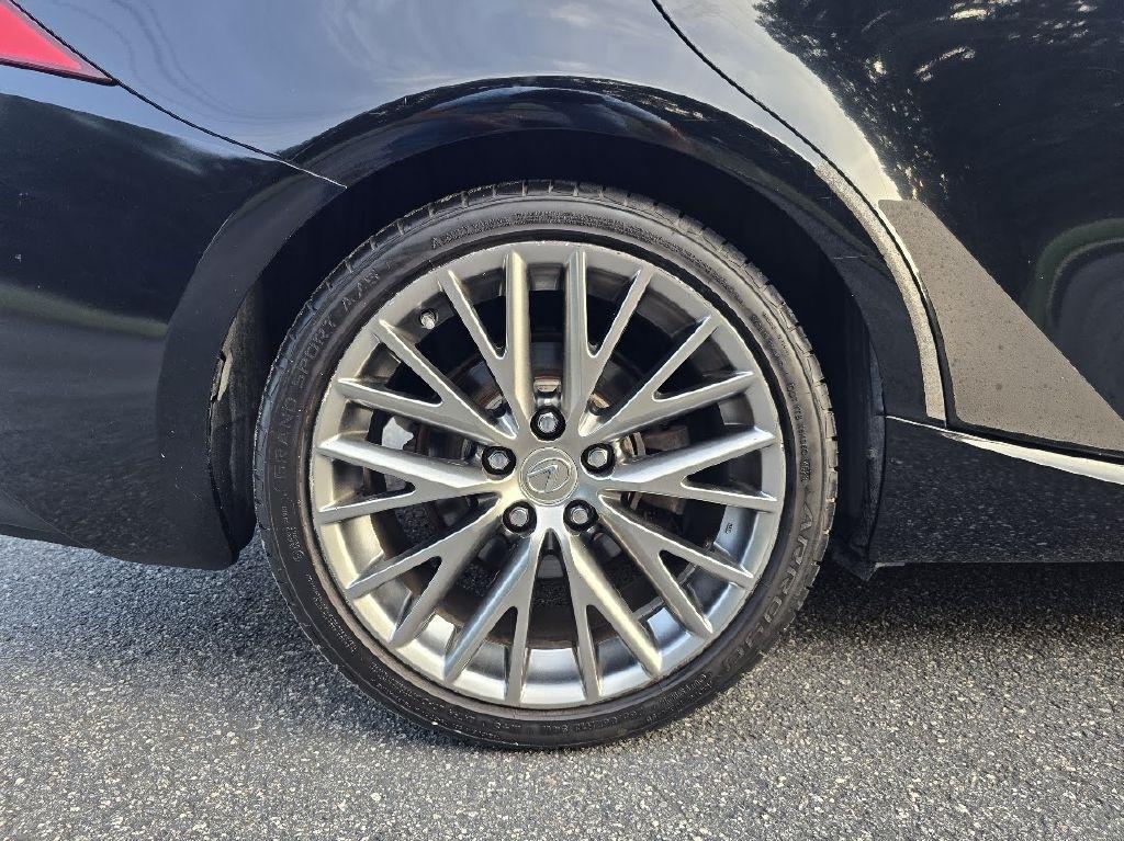 Lexus IS 250 RWD 2015
