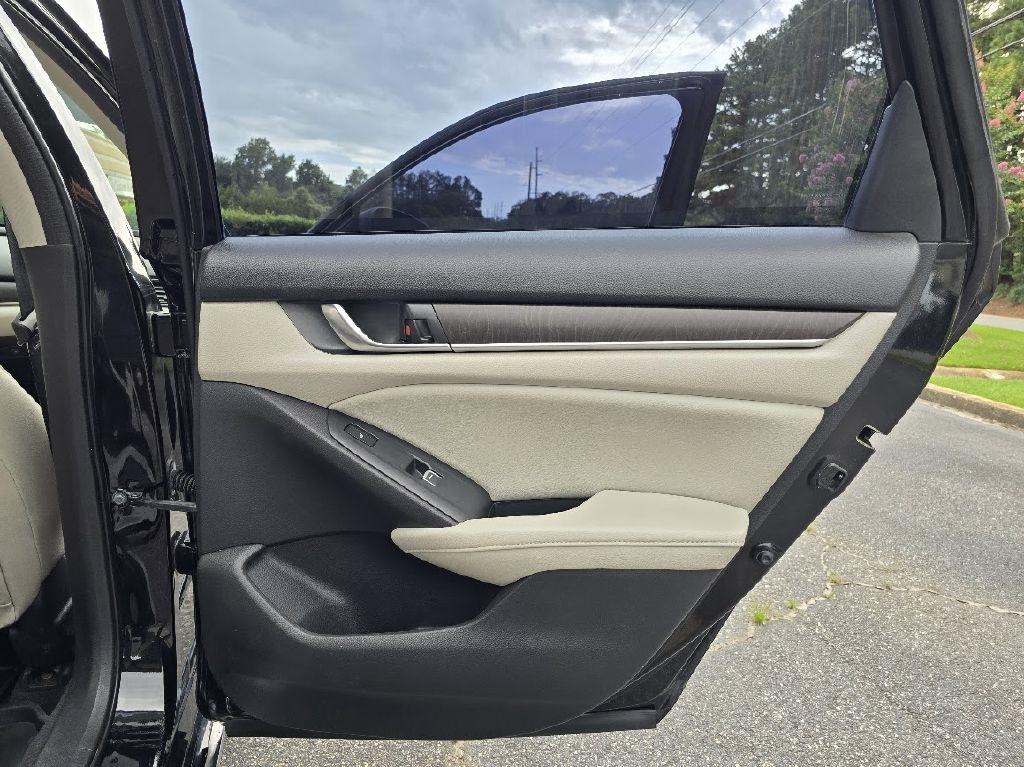 Honda Accord Touring CVT 2018