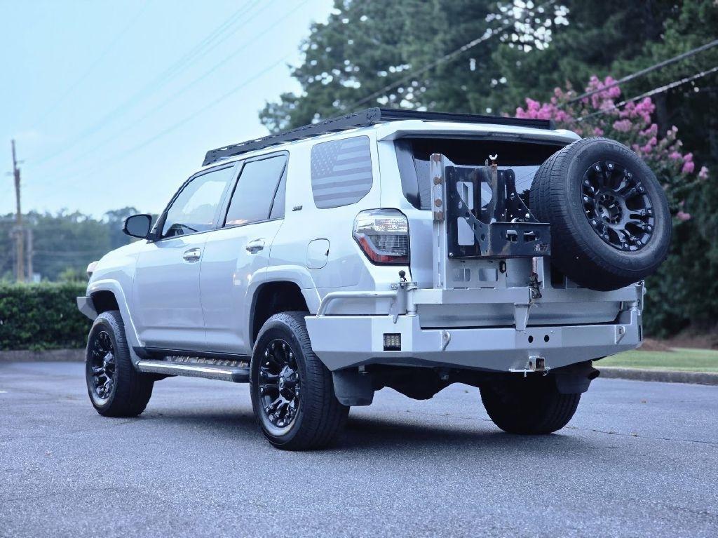 Toyota 4Runner SR5 4WD 2017