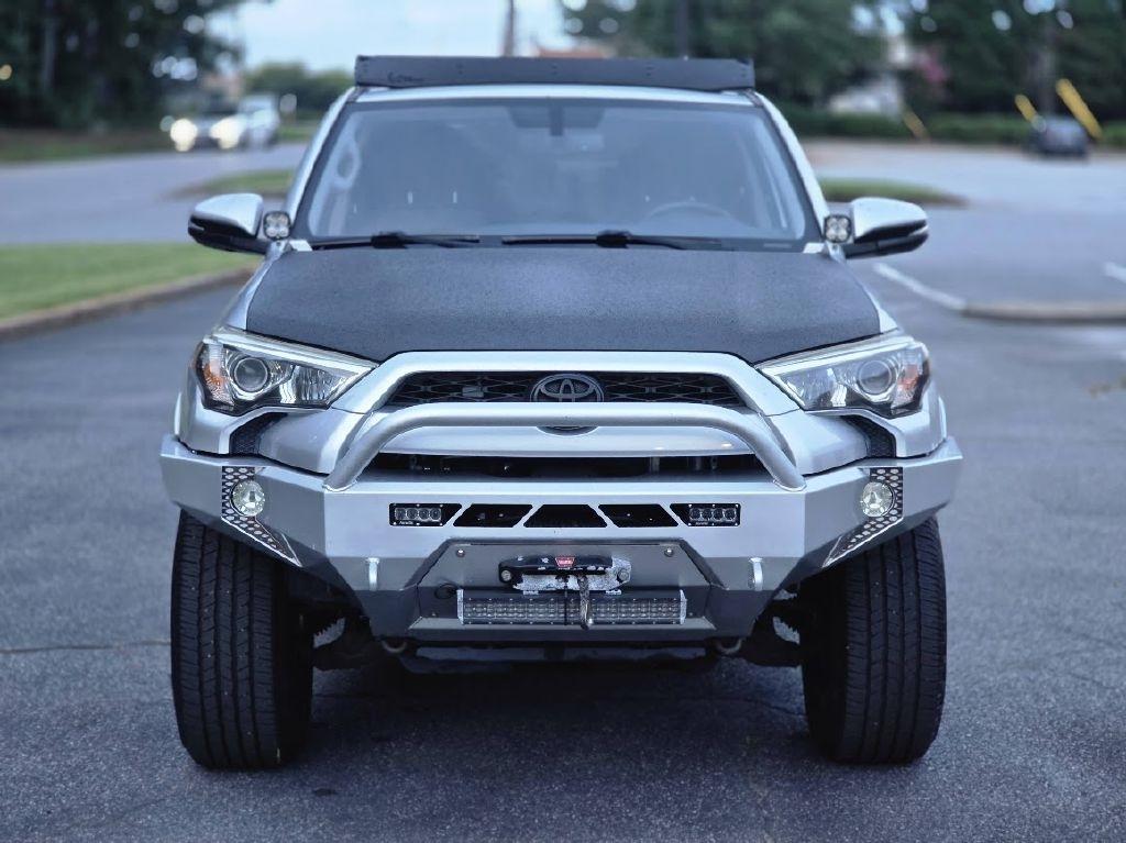 Toyota 4Runner SR5 4WD 2017