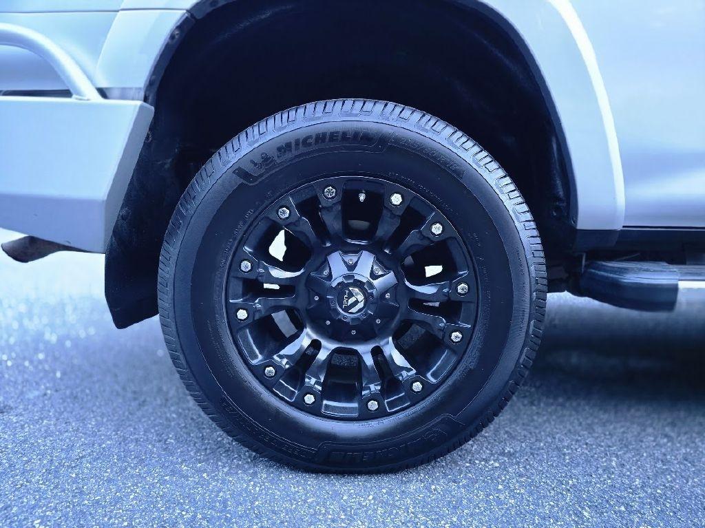 Toyota 4Runner SR5 4WD 2017