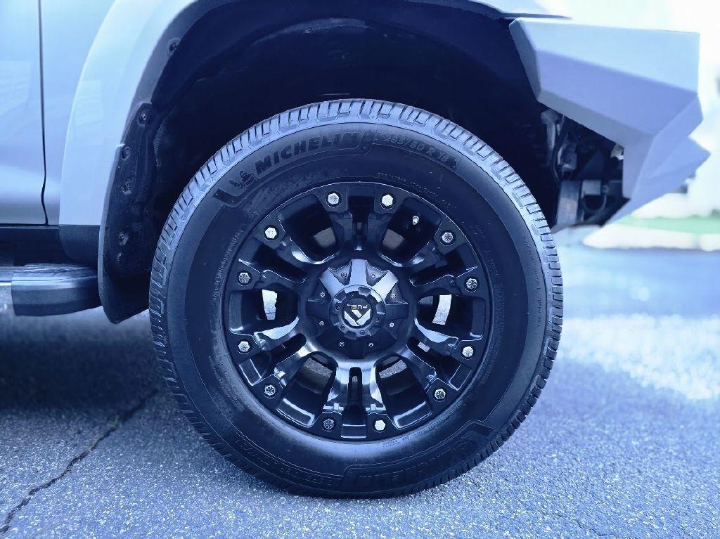 Toyota 4Runner SR5 4WD 2017