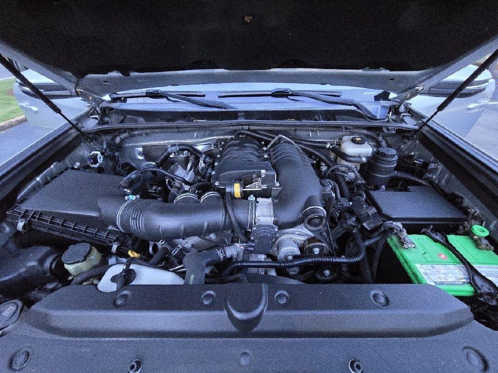 Toyota 4Runner SR5 4WD 2017