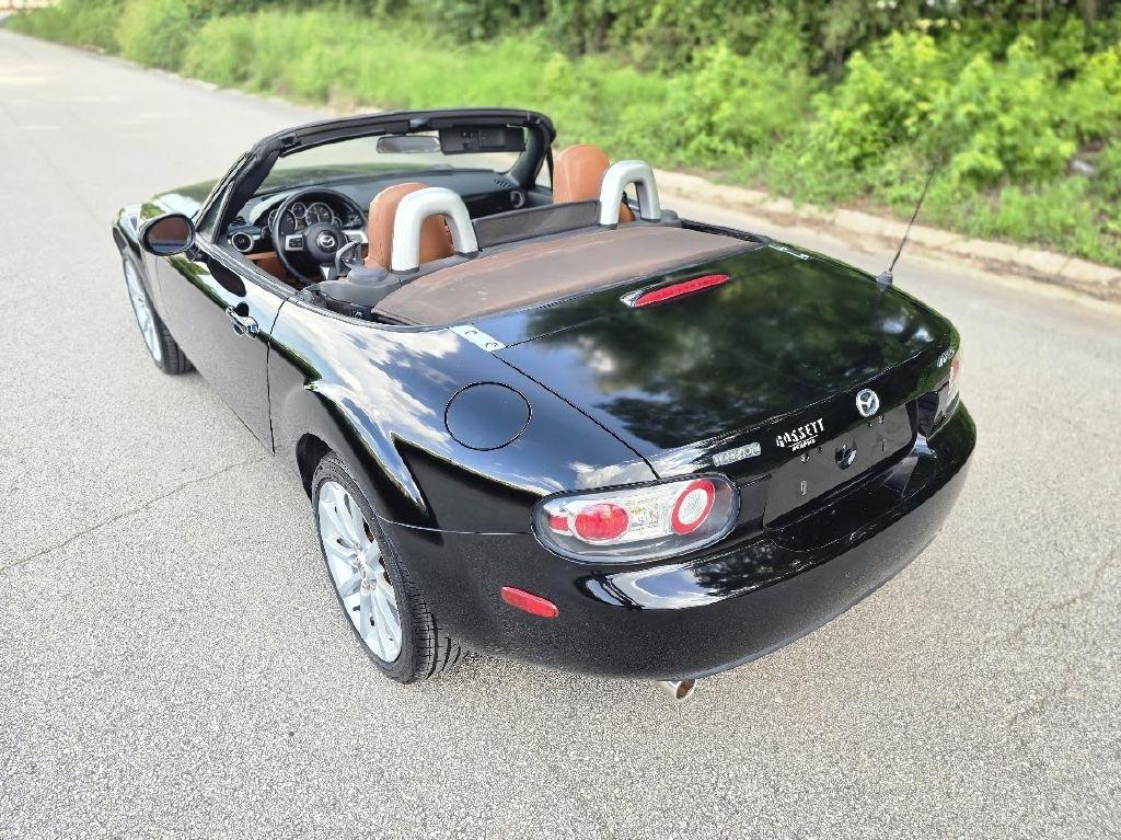 Mazda MX-5 Miata Grand Touring 2006