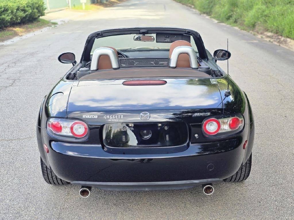 Mazda MX-5 Miata Grand Touring 2006