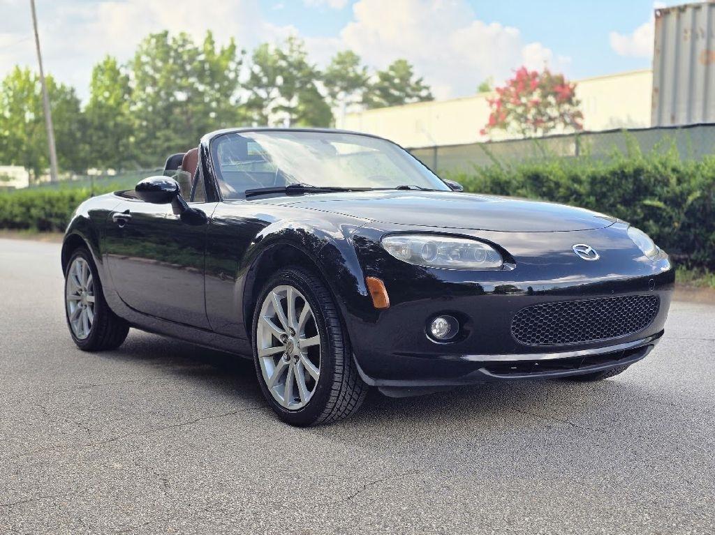 Mazda MX-5 Miata Grand Touring 2006